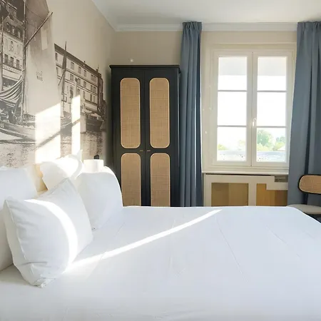 Best Western Le Cheval Blanc -Vue Sur Le Port-Plein Centre Ville-2